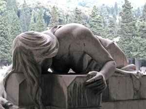 the writer next door-haiku_friday-Poetry-grave_statues